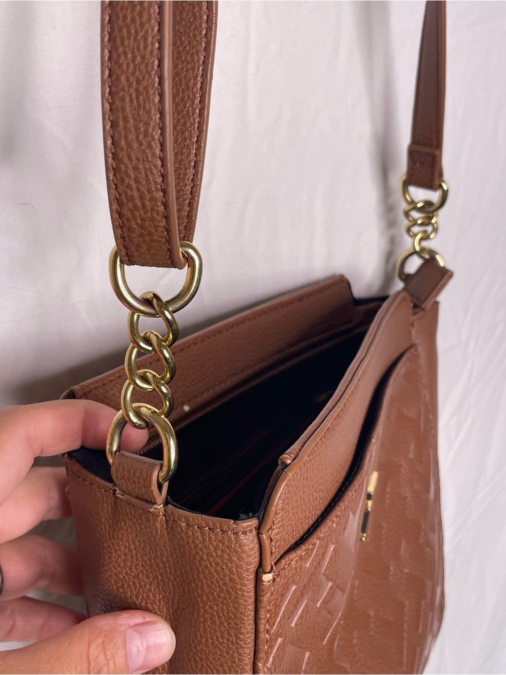 authentic Tommy Hilfiger Antonella II Crossbody Bag - Picture 5 of 5